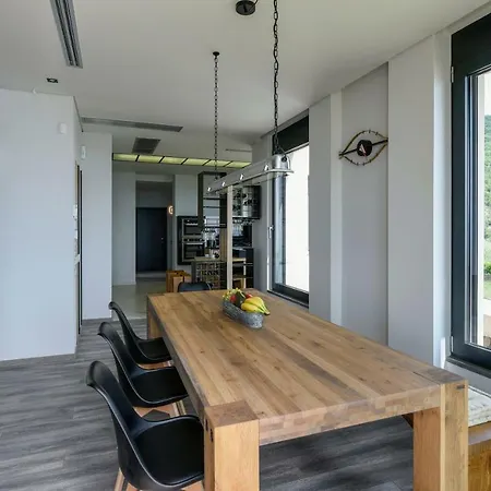 Landmark - ορόσημο * Verga Kalamata